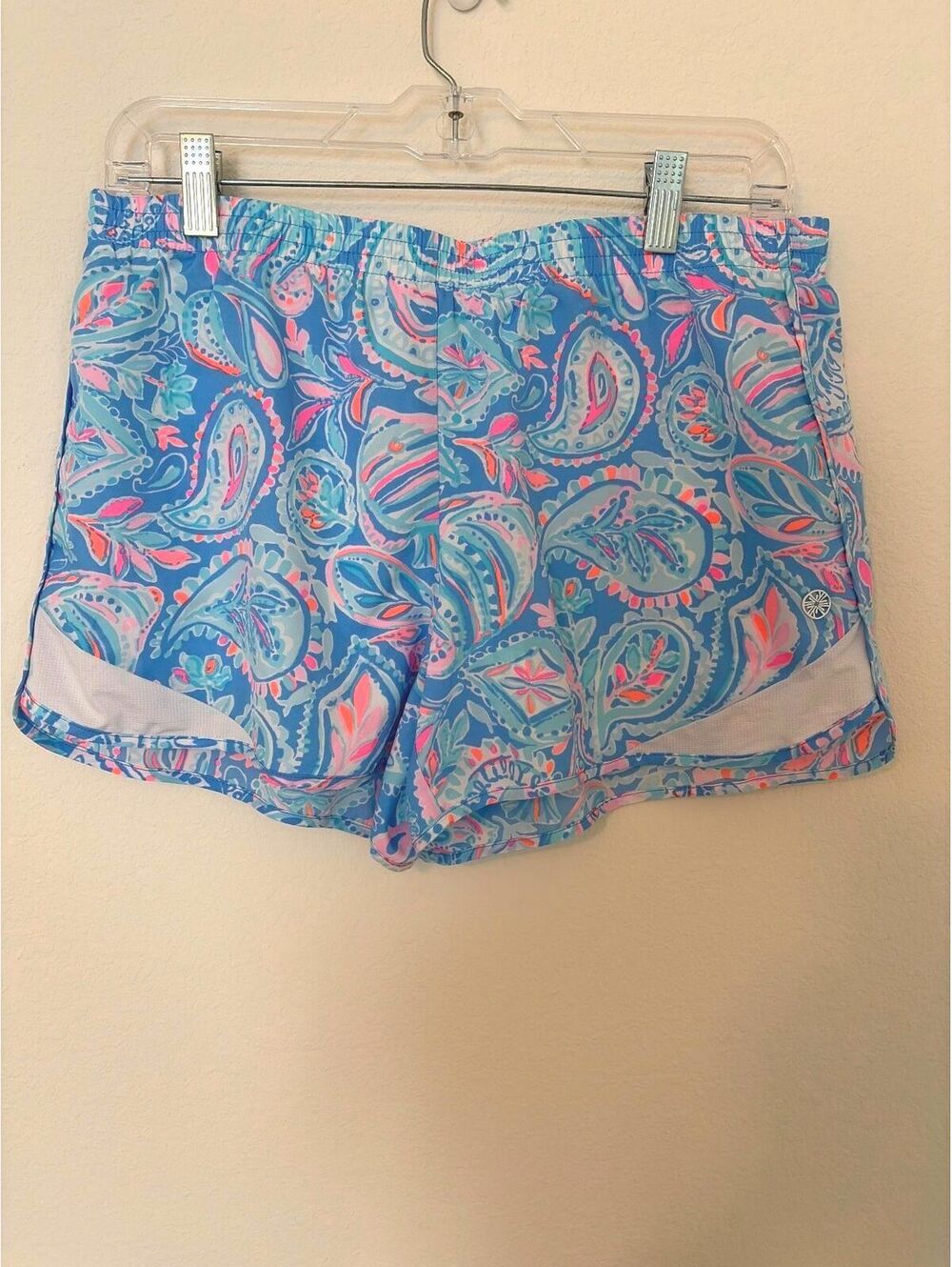 LILLY PULITZER Luxletic Ocean Trail Shorts Zanzibar Blue Fish Kiss Size Medium